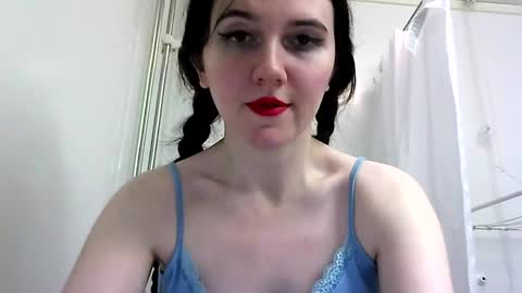 Snapshot of bigbootybunny chatting on February 17, 8:49 pm Isabella online show from February 17, 8:49 pm