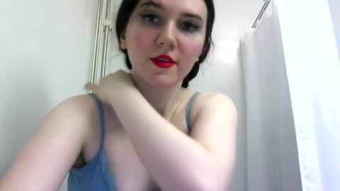 Snapshot of bigbootybunny chatting on March 5, 5:50 pm Isabella online show from March 5, 5:50 pm