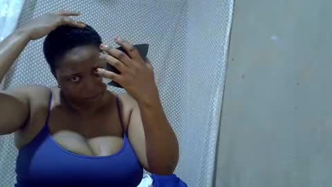bigclit_wethairypus online show from June 15, 6:27 am