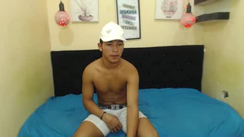 I am a hot and very perverse latin boy online show from September 30, 1:16 am