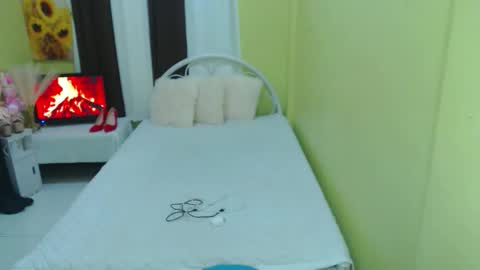 bigcock_kerbzz online show from October 10, 2:12 pm