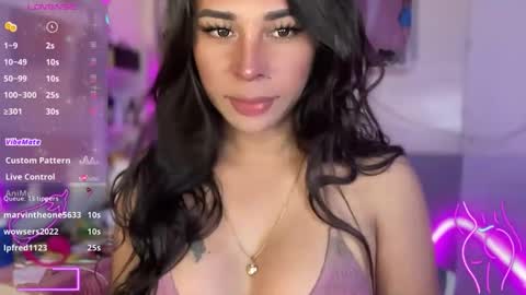 queen amanda online show from October 5, 5:49 am