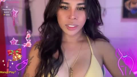 queen amanda online show from December 14, 12:33 pm