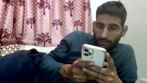 akash online show from February 1, 9:43 am
