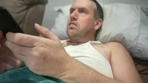 Snapshot of bigcocksuckingslut chatting on January 7, 1:49 am bigcocksuckingslut online show from January 7, 1:49 am