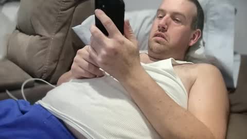 Snapshot of bigcocksuckingslut chatting on January 6, 2:26 am bigcocksuckingslut online show from January 6, 2:26 am