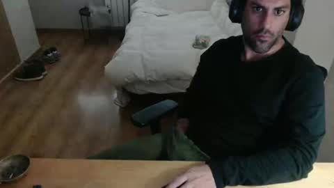 Snapshot of bigcok35spain chatting on December 7, 2:41 pm bigcok35spain online show from December 7, 2:41 pm