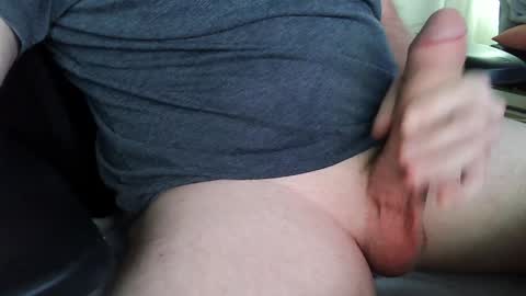 Snapshot of bigdaddy7359 chatting on December 15, 1:22 pm Alex online show from December 15, 1:22 pm