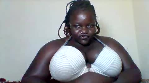 Snapshot of bigdarkass chatting on February 24, 2:19 am VIOLET online show from February 24, 2:19 am