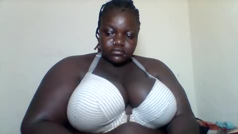 Snapshot of bigdarkass chatting on February 13, 10:55 am VIOLET online show from February 13, 10:55 am