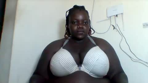 Snapshot of bigdarkass chatting on February 11, 12:59 am VIOLET online show from February 11, 12:59 am