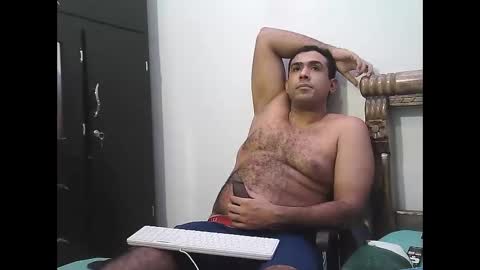 Snapshot of bigdick8510 chatting on September 30, 3:39 am orlando online show from September 30, 3:39 am
