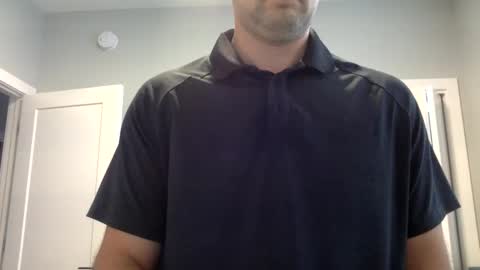Snapshot of bigdickshowoff9877 chatting on December 11, 5:47 pm Bigdickshowoff9877 online show from December 11, 5:47 pm