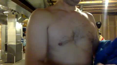 Snapshot of bigdickshowoff9877 chatting on December 23, 7:28 am Bigdickshowoff9877 online show from December 23, 7:28 am