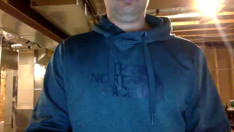 Snapshot of bigdickshowoff9877 chatting on March 1, 7:19 am Bigdickshowoff9877 online show from March 1, 7:19 am