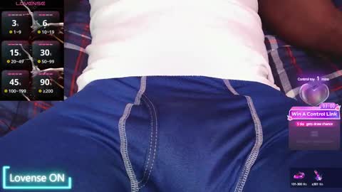 Snapshot of bigdikfreak chatting on March 12, 5:02 am BigDickFreak online show from March 12, 5:02 am