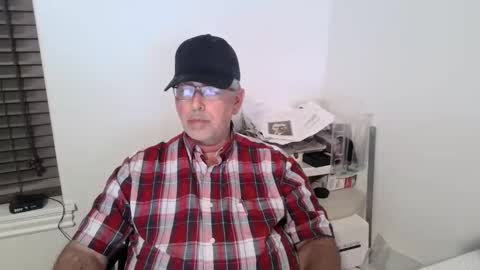 Dylan 56 Taleah 53 online show from November 11, 2:58 am