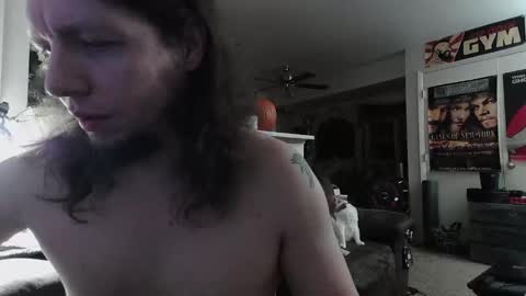 biggerisbetter21 online show from October 8, 10:32 am