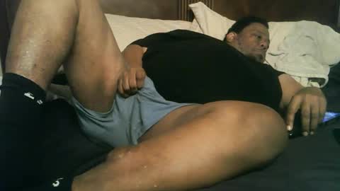 Snapshot of biggyscorpio chatting on December 6, 5:14 am biggyscorpio online show from December 6, 5:14 am