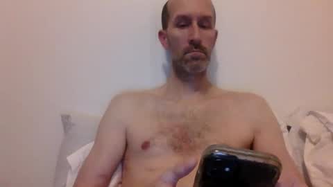 Snapshot of bighugemouthful chatting on December 21, 3:14 am Chaz online show from December 21, 3:14 am