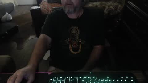 bighugmugg online show from November 21, 12:14 pm