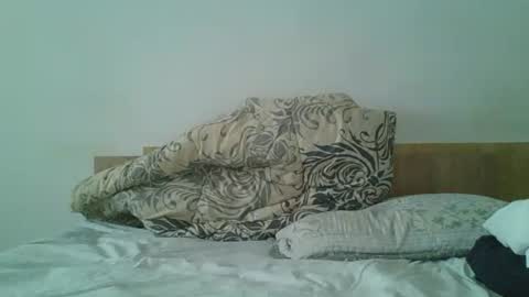 Snapshot of bigjames_chicago chatting on February 19, 2:11 pm daddy online show from February 19, 2:11 pm