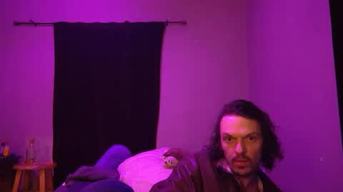 Snapshot of bigkitties69 chatting on December 25, 7:35 am Bigkitties online show from December 25, 7:35 am