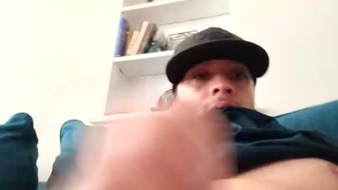 biglatinochorizo online show from December 11, 10:06 pm