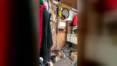 bigmanaround9 online show from April 1, 2:58 pm