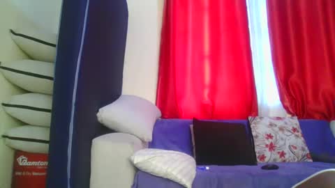 Snapshot of bigmaxass chatting on March 10, 7:33 am bigmaxass online show from March 10, 7:33 am