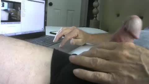 Txbator1 online show from September 25, 3:46 am