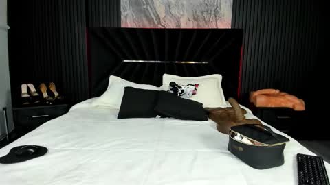 Zayra online show from February 11, 8:07 am