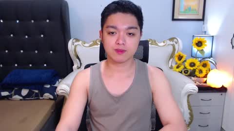 Snapshot of bigshowforyouxx chatting on March 2, 7:32 am Jay online show from March 2, 7:32 am