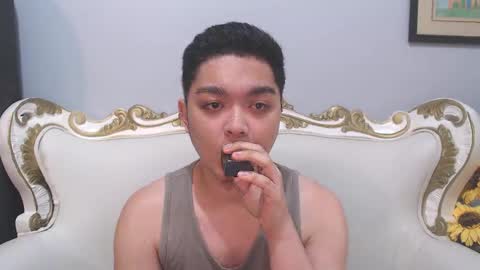 Snapshot of bigshowforyouxx chatting on February 17, 1:22 pm Jay online show from February 17, 1:22 pm