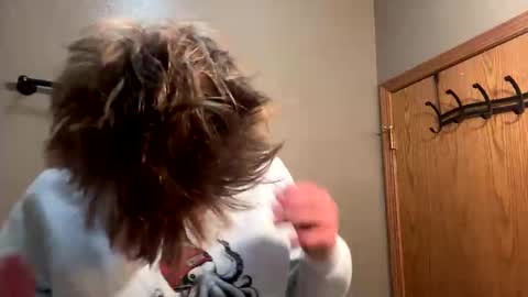 bigskinnyboyshh online show from February 24, 4:37 am