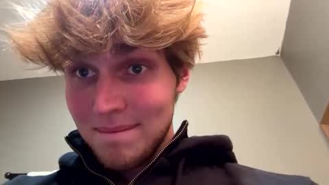 bigskinnyboyshh online show from October 14, 10:02 pm