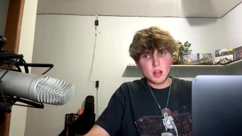 bigskinnyboyshh online show from October 17, 2:59 am