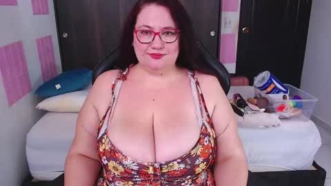 laura online show from January 30, 5:39 pm