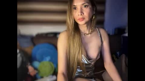 Yna     online show from March 1, 7:18 pm