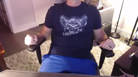 Snapshot of bijockdadohio chatting on December 8, 5:06 am Jeff online show from December 8, 5:06 am