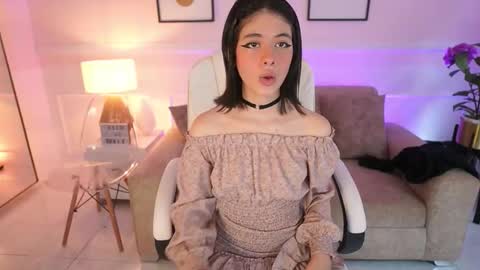 billiebrownn online show from October 18, 7:51 pm