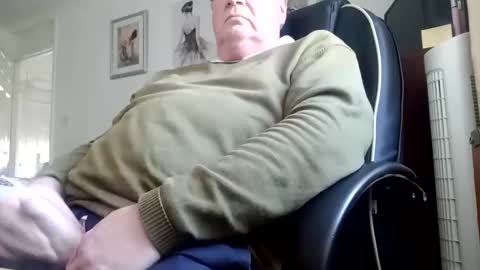 billlllllyb online show from November 23, 2:15 pm