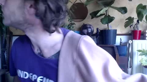Snapshot of billy_fingercut chatting on March 12, 10:16 am Billy FingerCut online show from March 12, 10:16 am
