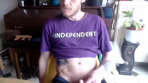 Snapshot of billy_fingercut chatting on March 12, 7:02 am Billy FingerCut online show from March 12, 7:02 am