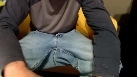 bimalefor4youtouse online show from February 9, 6:32 pm