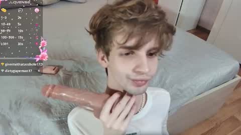 Bimbo boy online show from August 1, 3:57 pm