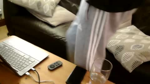 bindmedown online show from October 9, 8:47 pm