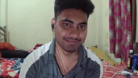 birbikrom104 online show from April 9, 6:19 am