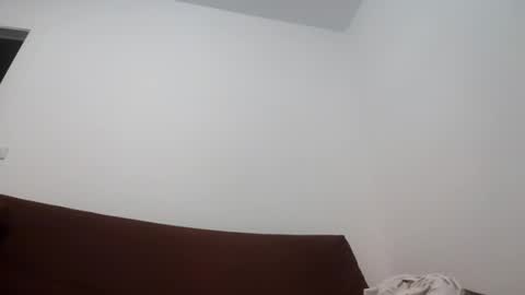 Bitmanizizizi online show from November 11, 7:05 pm