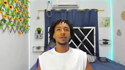 Snapshot of bj_black chatting on September 16, 5:32 am bj_black online show from September 16, 5:32 am